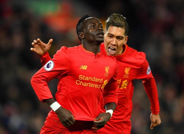 大冬会花样滑冰：中国香港选手亮相女子单人滑短节目比赛.